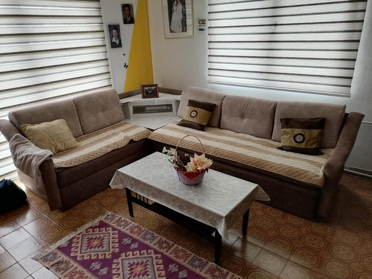 Villa Shine Apartment 1 ستروغا المظهر الخارجي الصورة