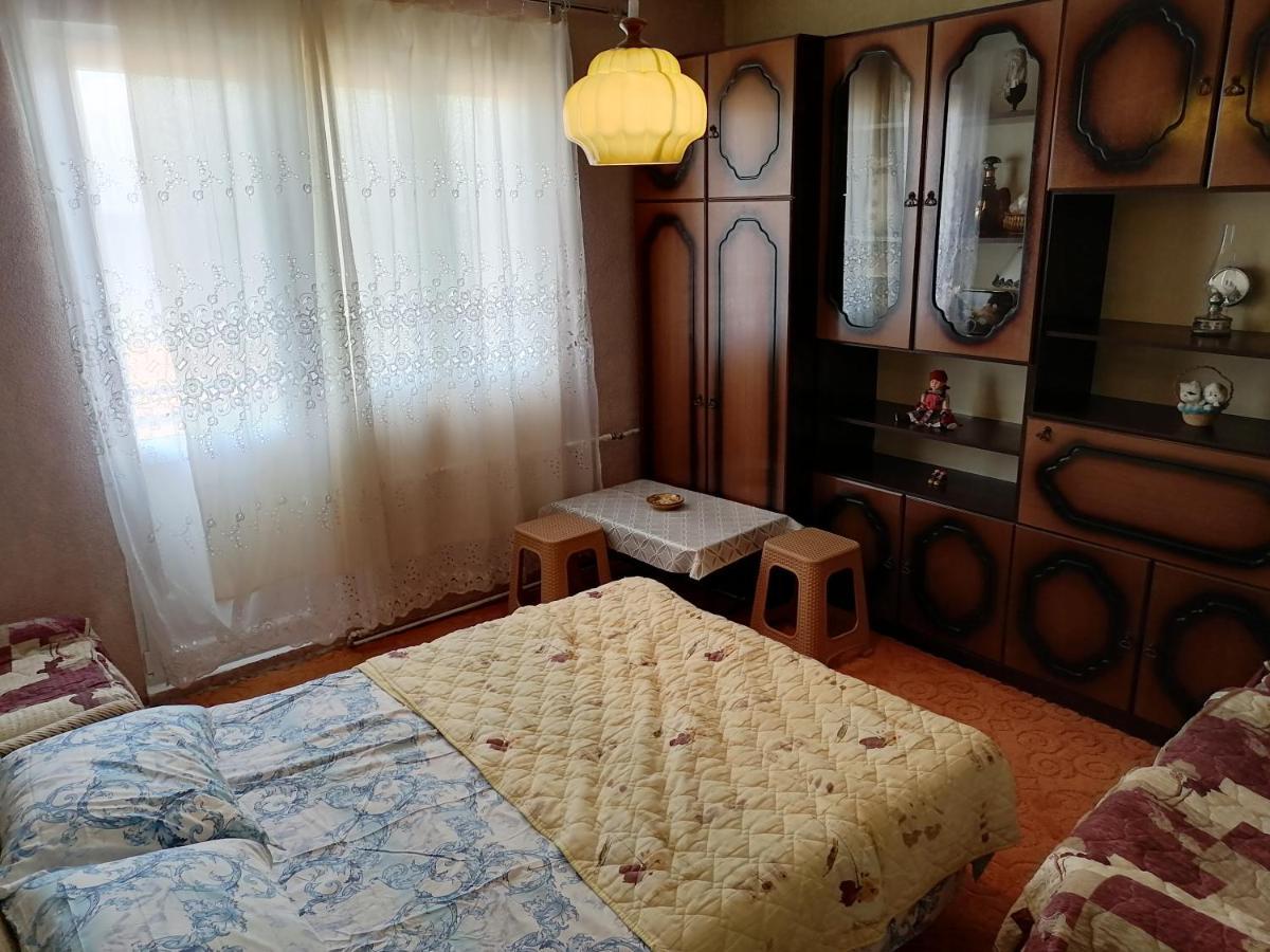 Villa Shine Apartment 1 ستروغا المظهر الخارجي الصورة