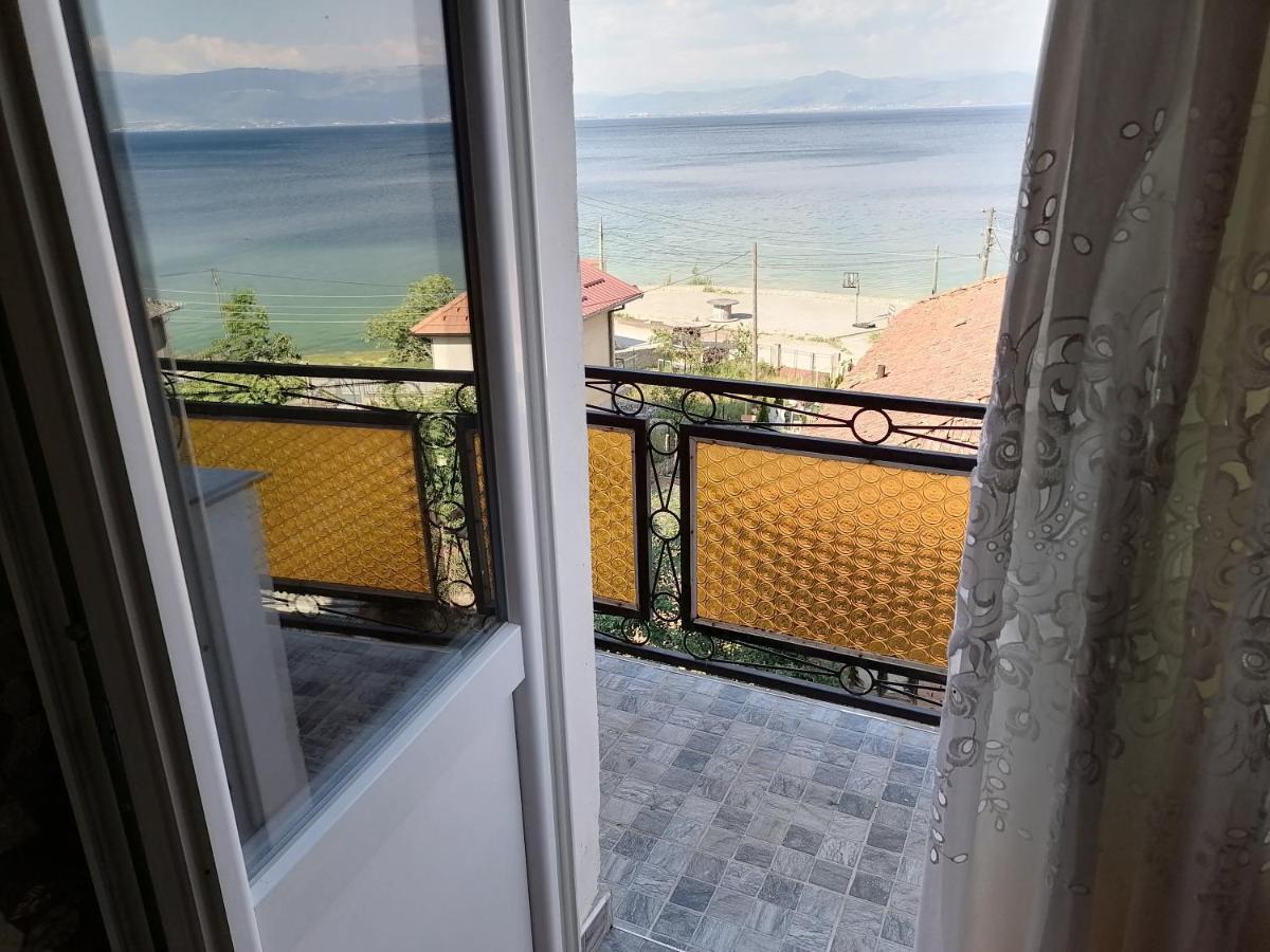 Villa Shine Apartment 1 ستروغا المظهر الخارجي الصورة