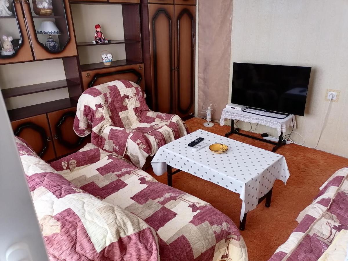 Villa Shine Apartment 1 ستروغا المظهر الخارجي الصورة